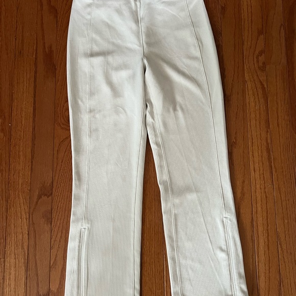 EUC Lululemon Ribbed Softstreme Zip-Leg High-Rise Cropped Pant 25" size 6 - Picture 2 of 13